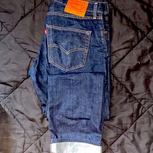 Levi jeans